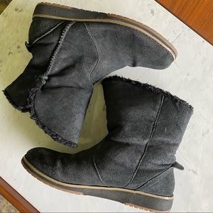 EMU Beach Lo Suede & Merino Wool Black Booties